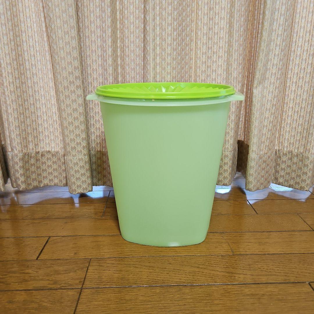 タッパーウェア　マキシデコレーター　マキシクイーンデコレーター　未使用　３点