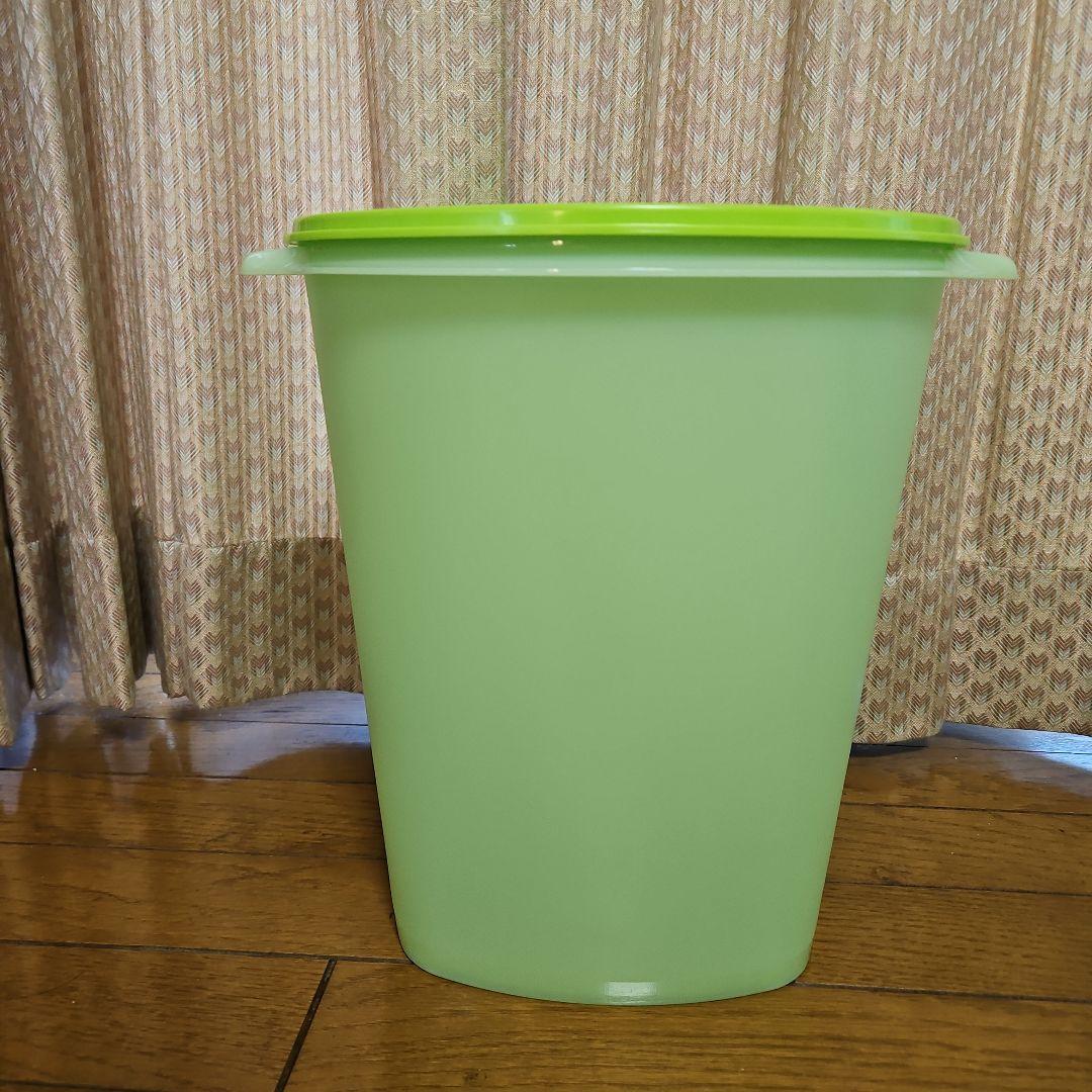 タッパーウェア　マキシデコレーター　マキシクイーンデコレーター　未使用　３点