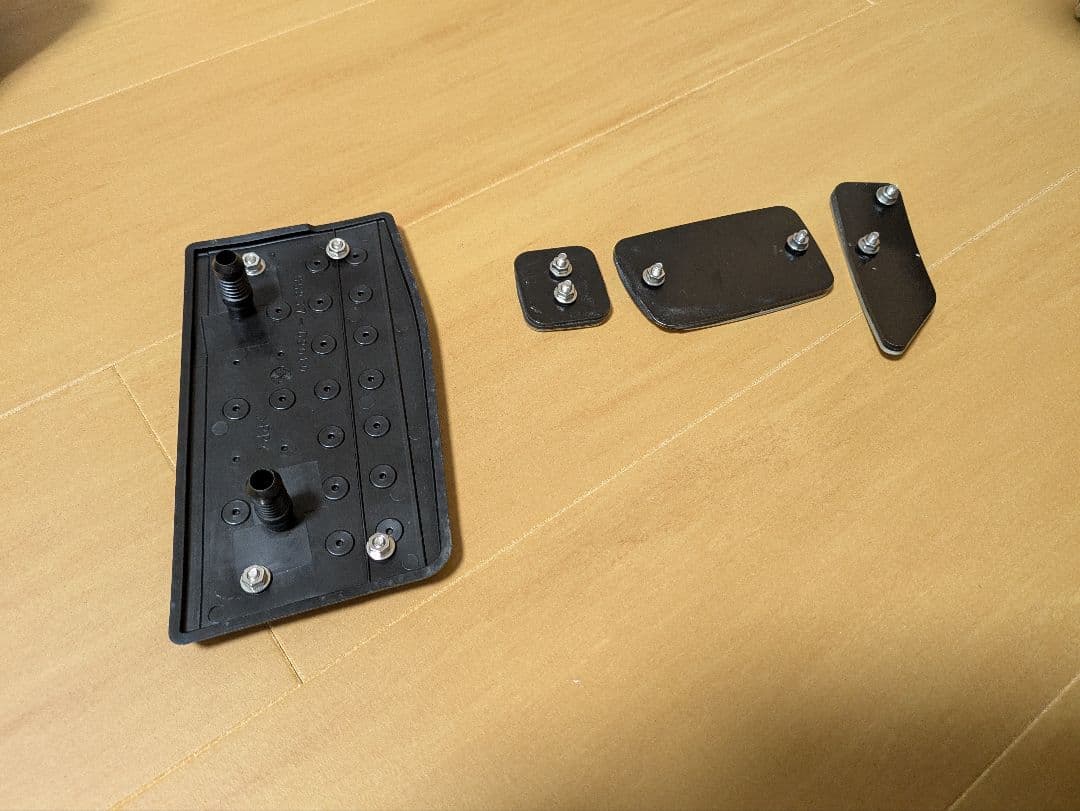 B*改様 L152S 純正オプションアルミペダル