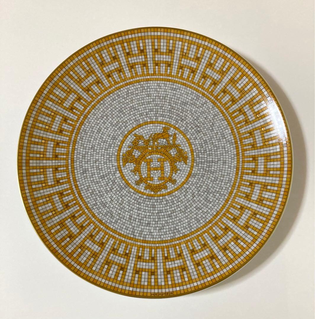 エルメス　デザートプレート　HERMESモザイクヴァンキャトル24ゴールド洋食器