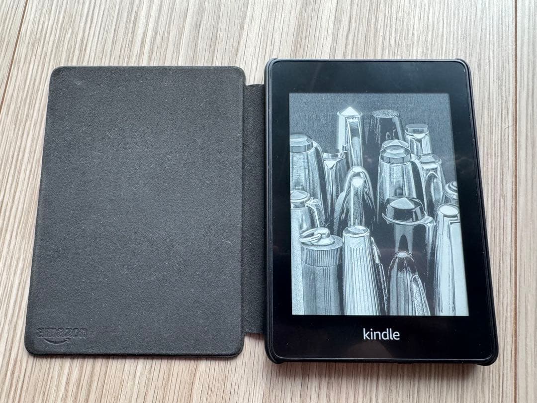 Kindle Paperwhite 第10世代　32GB 広告なし　カバー付