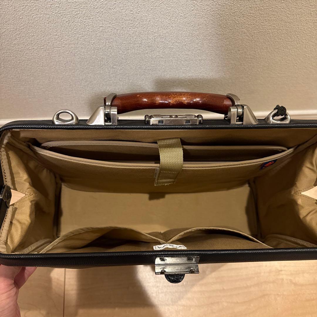 豊岡鞄　YOUTA LIZARD3WAY横ダレス　黒