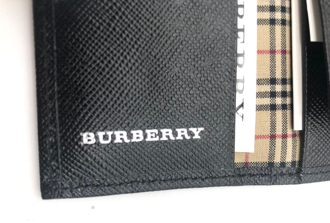 R 未使用品！！BURBERRY ブラック レザー キーケース　バーバリー