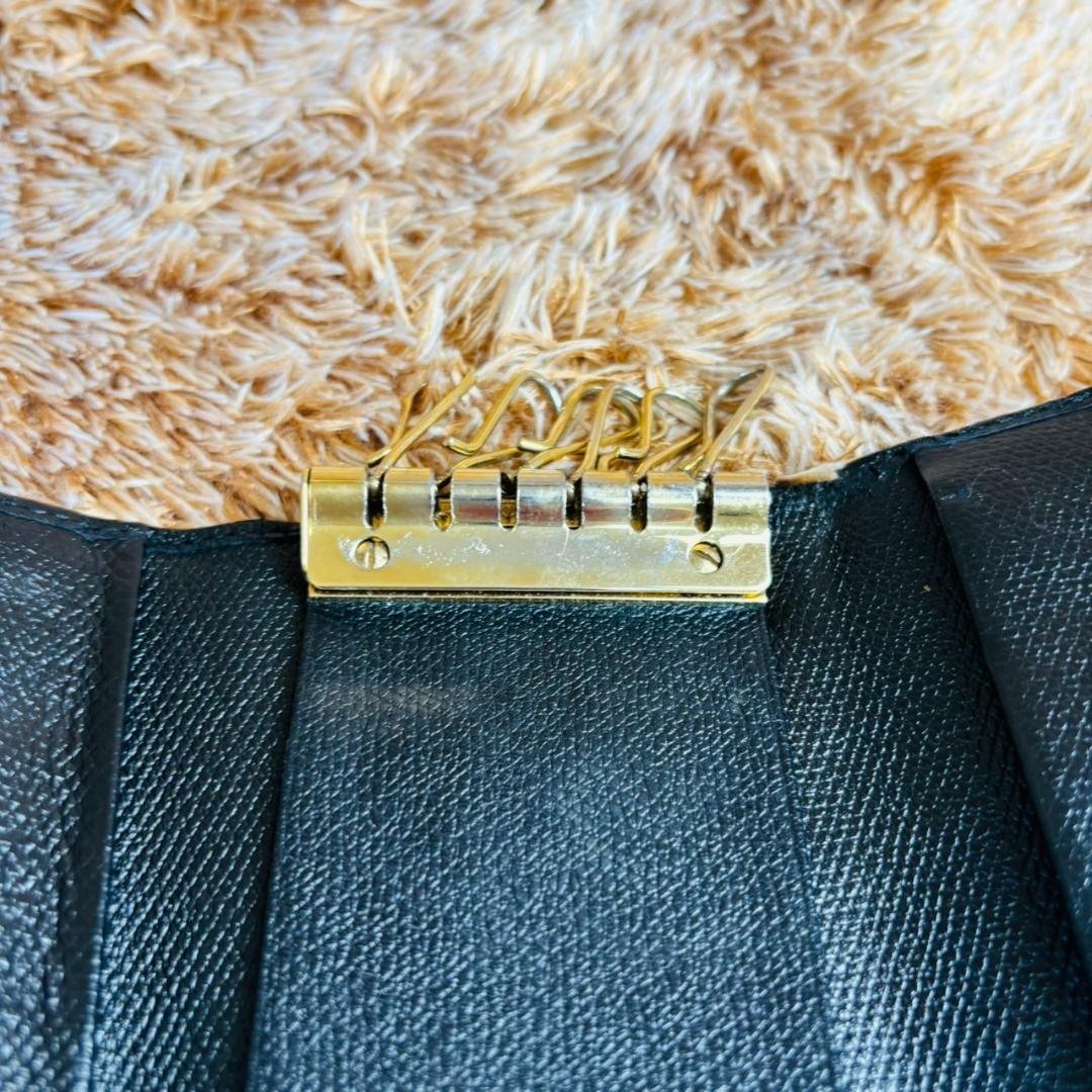 CHANEL 6連　キーケース ブラック　ココボタン　ココマーク　レザー