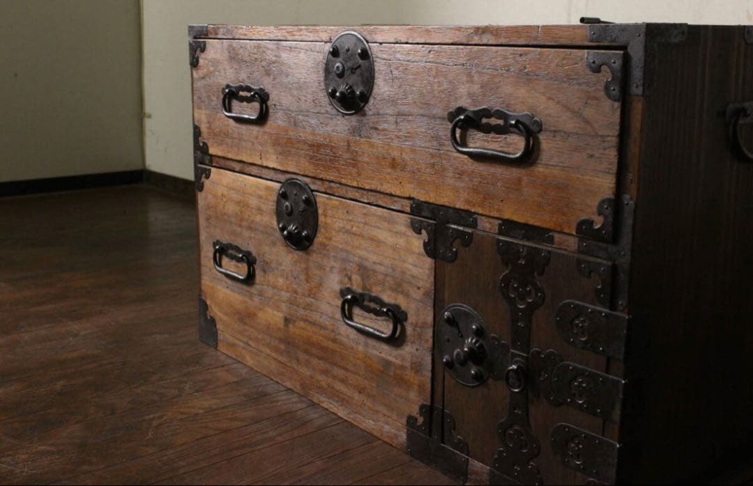 庄内箪笥 レトロ アンティーク 扉付4杯 前桐 時代箪笥 サイドボード 古家具