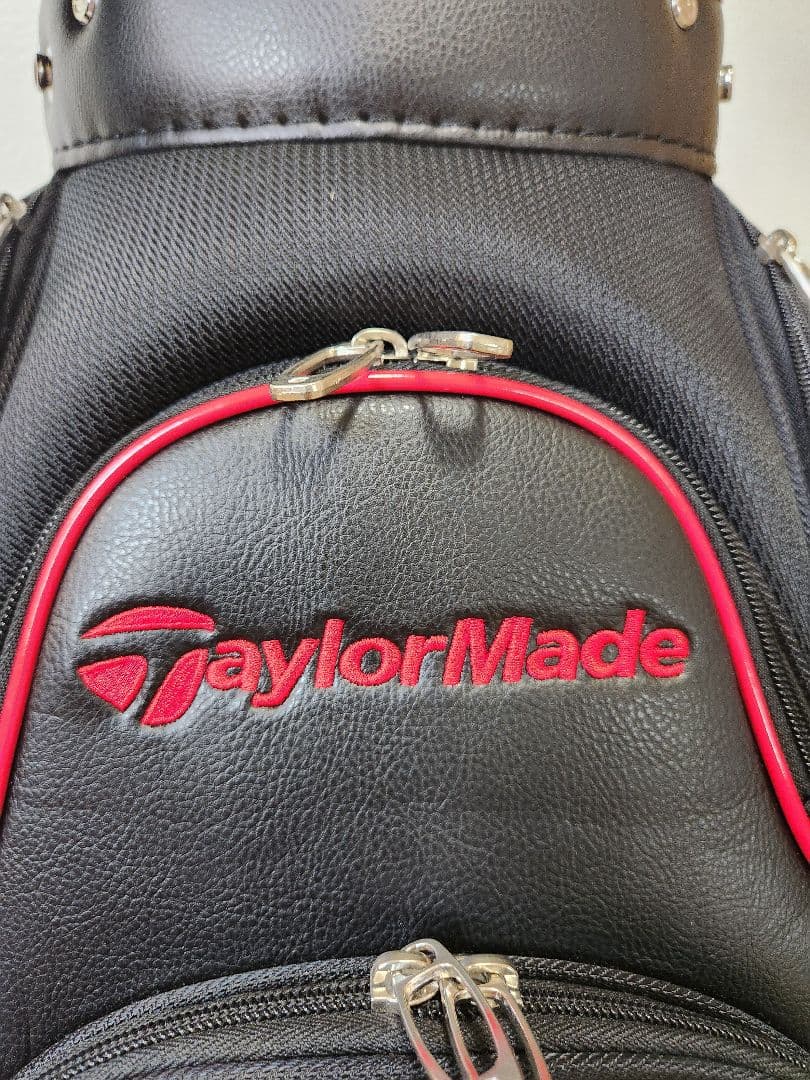 美品 テーラーメイド SY202 キャディバッグ 9型 赤×黒 フード付き