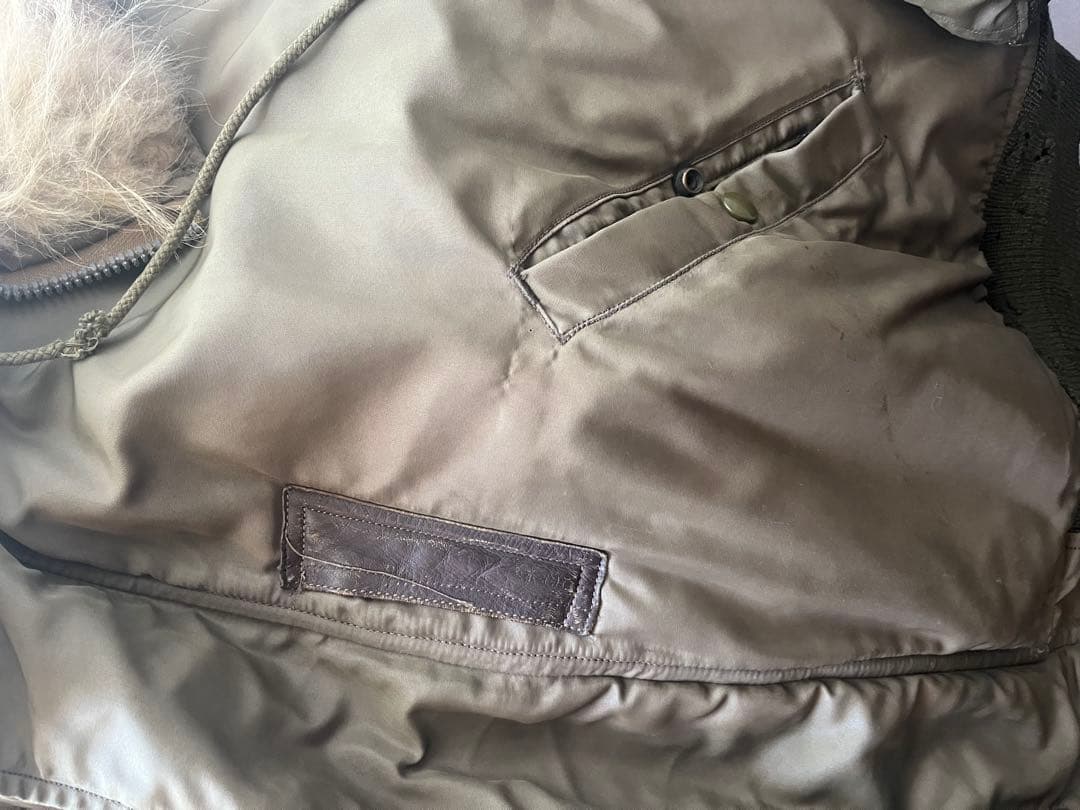 N-2 フライトジャケット