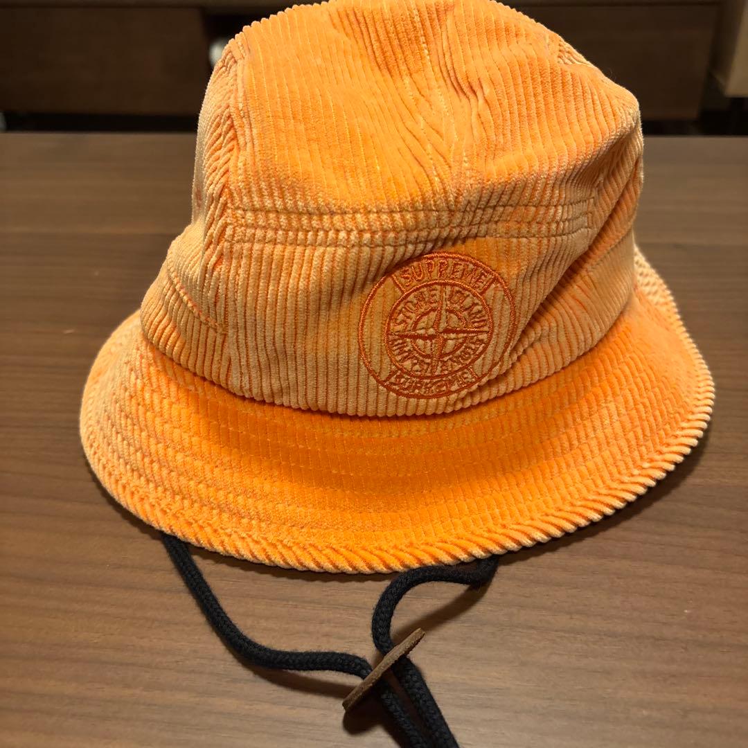 シュプリーム　ストーンアイランド