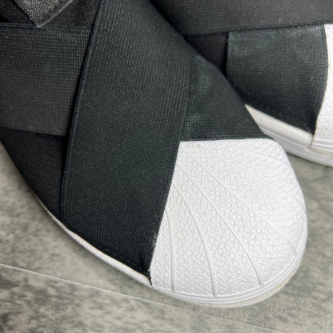 【アディダス】（22.5）スーパースター スリッポン ブラック FW7051