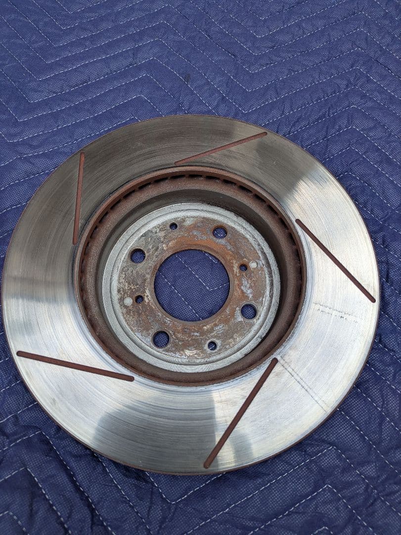 無限 フィット3 ブレーキローター 5本スリット