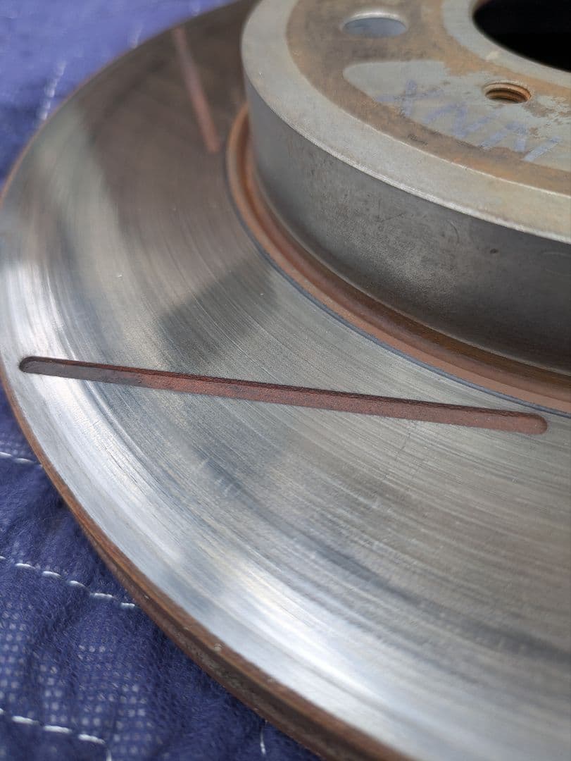 無限 フィット3 ブレーキローター 5本スリット