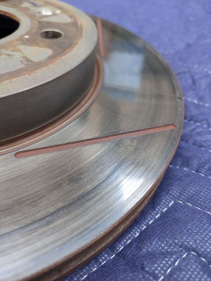 無限 フィット3 ブレーキローター 5本スリット