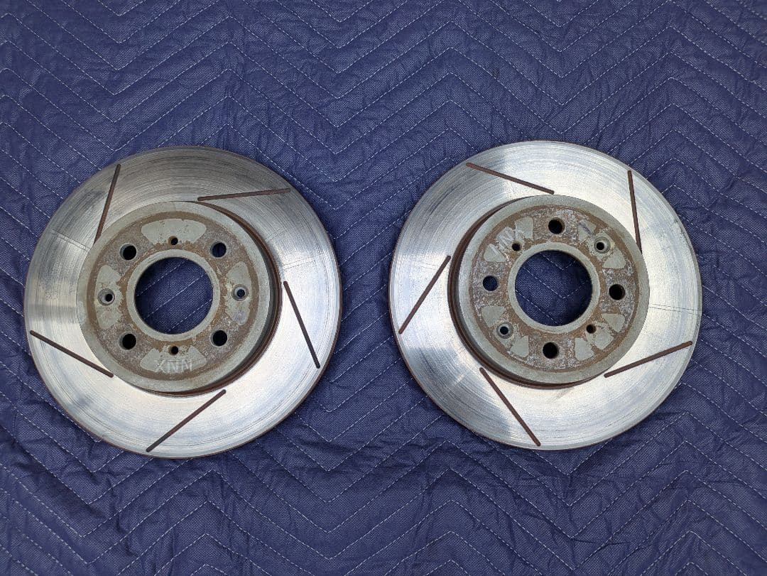 無限 フィット3 ブレーキローター 5本スリット