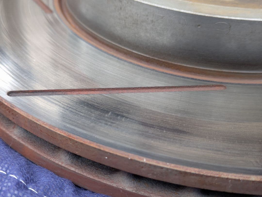 無限 フィット3 ブレーキローター 5本スリット