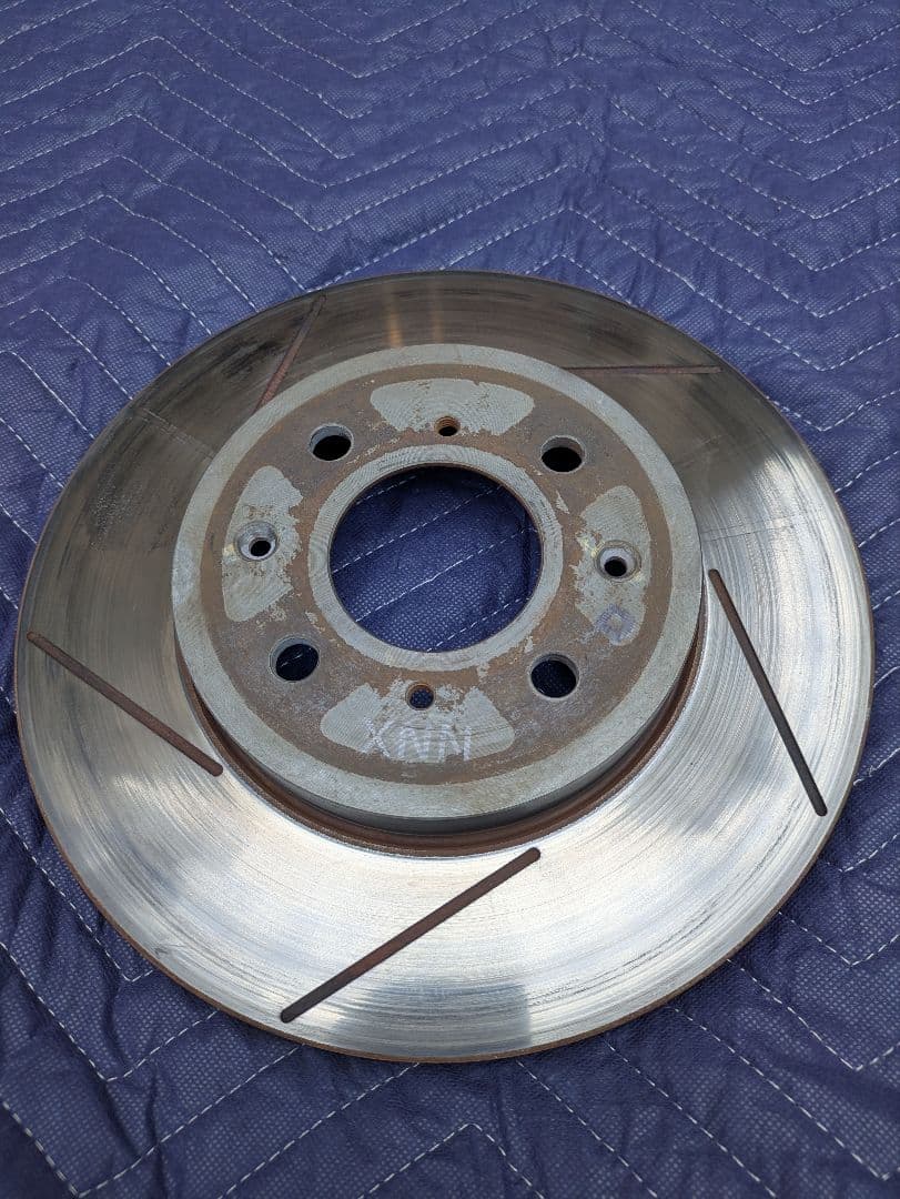 無限 フィット3 ブレーキローター 5本スリット