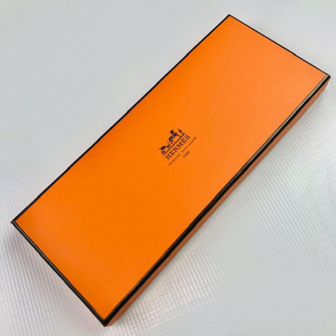 新品未使用★エルメス・ブランドロゴラバーワッペン付 Hロゴ ハンドタオル