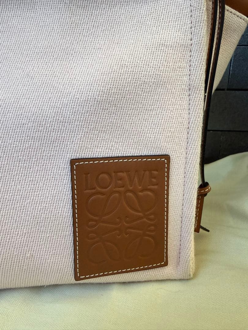 ロエベ クッショントート LOEWE