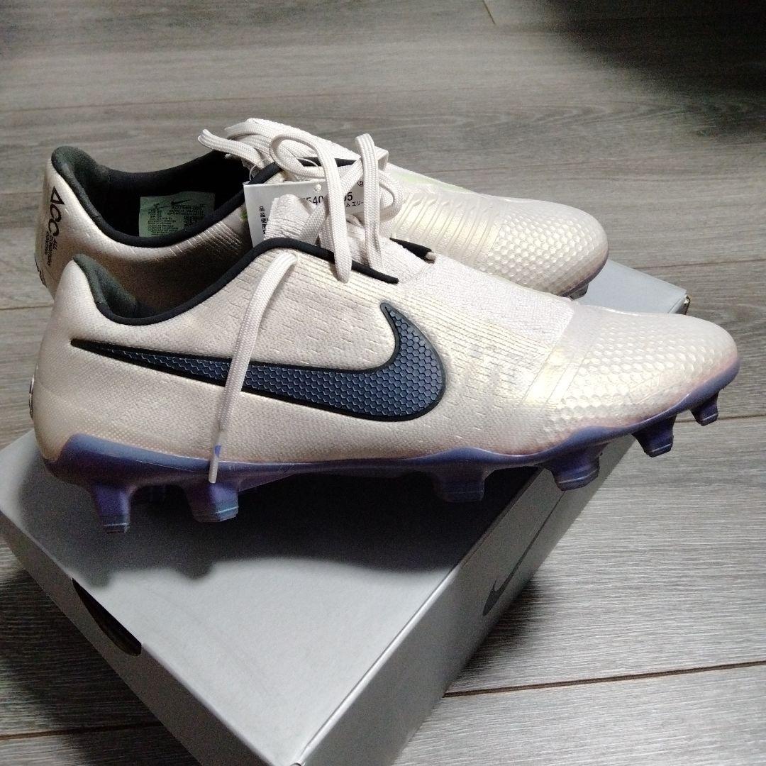 サッカースパイクNIKE ファントムヴェノムElite FG 25.0cm