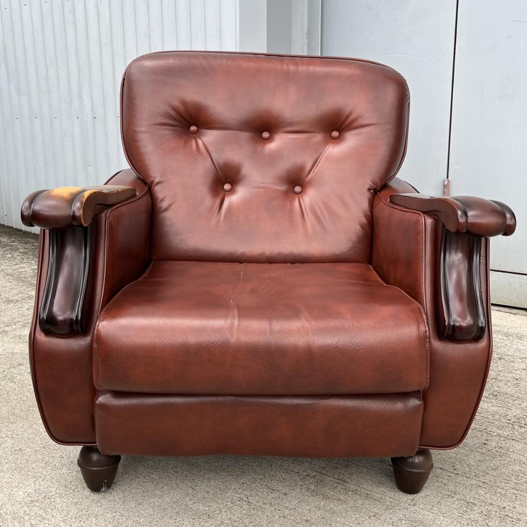 【送料無料】西洋アンティーク レザー 1人掛けソファ ロビーチェア 昭和レトロ