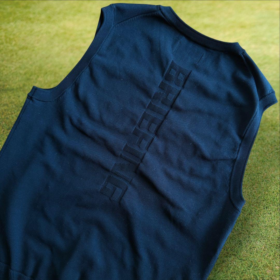 美品　ブリーフィングゴルフ　ニット　ベスト　セーター　黒　ブラック　S〜M相当