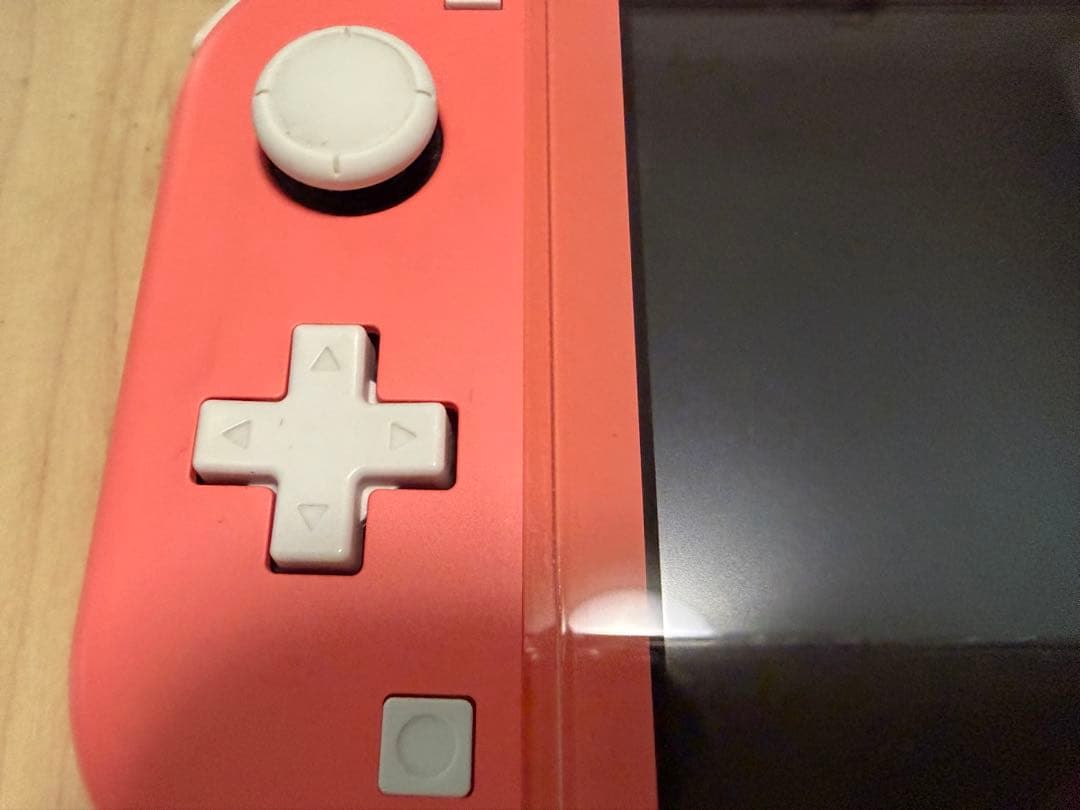 [choux]Nintendo Switch Lite コーラル 中古