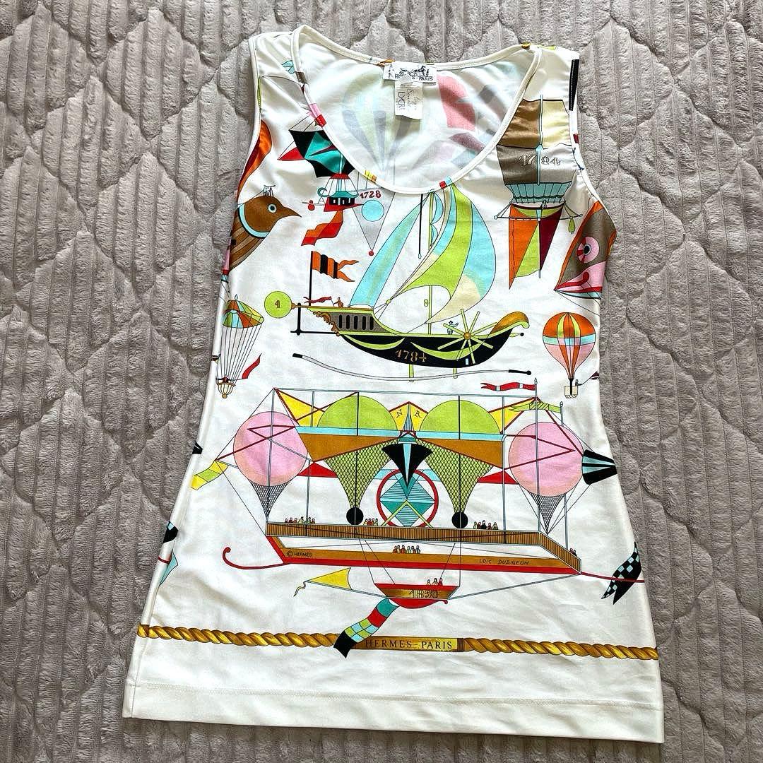美品 HERMES エルメス 大空の狂気 ノースリーブ 40 カットソー