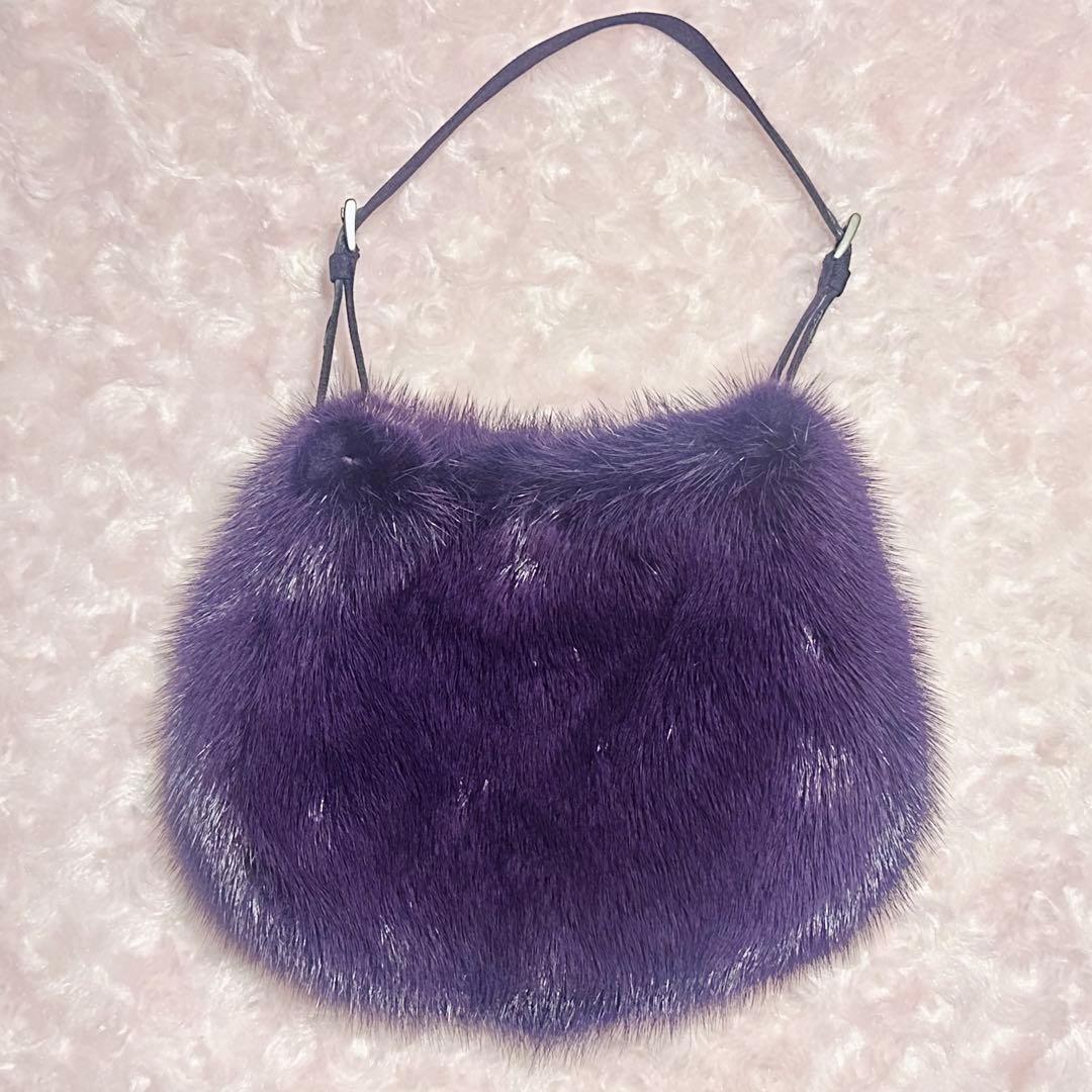 PRADA プラダ　リアル　ファー　バッグ