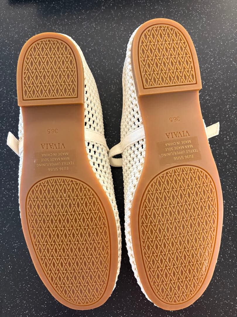 【VIVAIA】Nelly アーモンドトゥ フラット クリーム・メッシュ