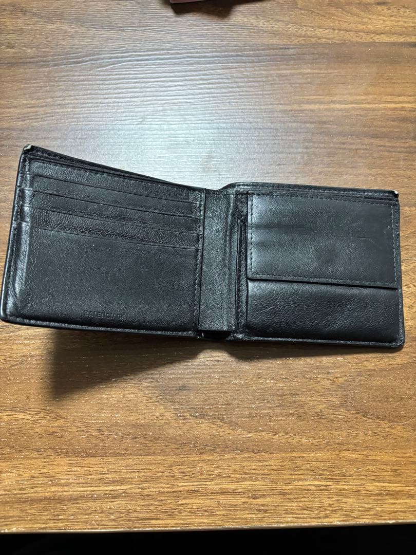 バレンシアガ　財布　三つ折り