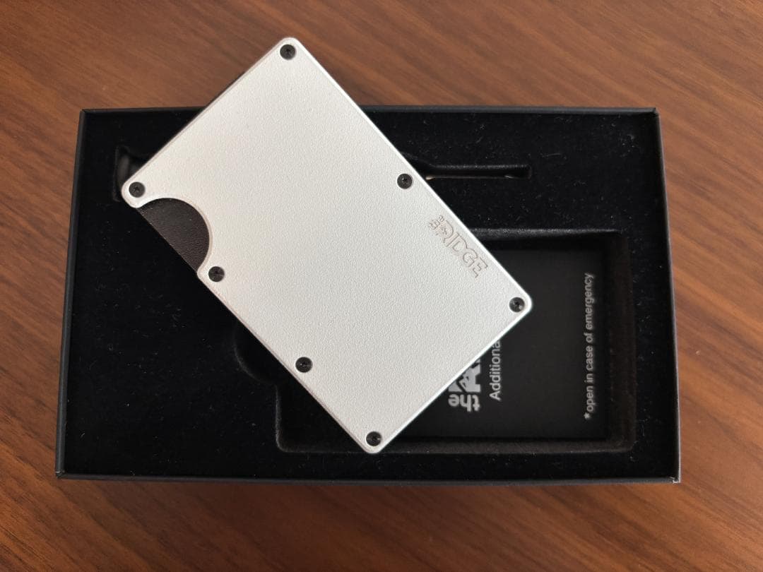 The Ridge Wallet ザ リッジ