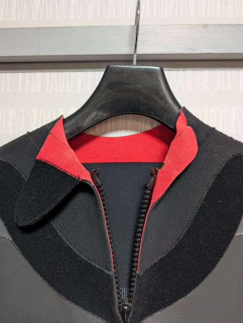 WEST セミドライウェットスーツ ブラック/ブルー　MLサイズ