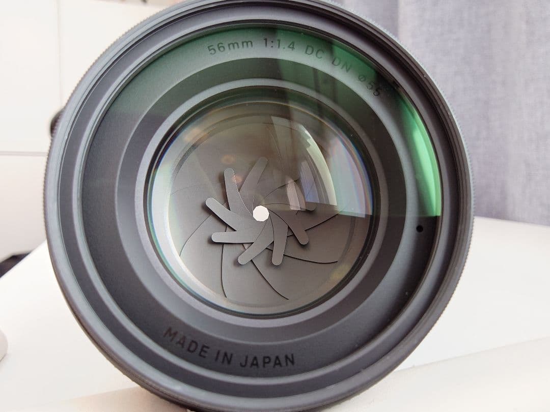 【新品同様】シグマ 56mm F1.4 DC DN [マイクロフォーサーズ用]