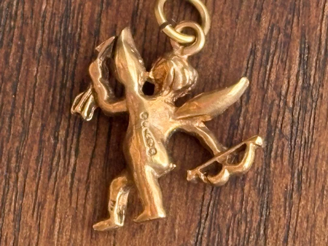 英国ヴィンテージ✳︎キューピッドペンダントトップ