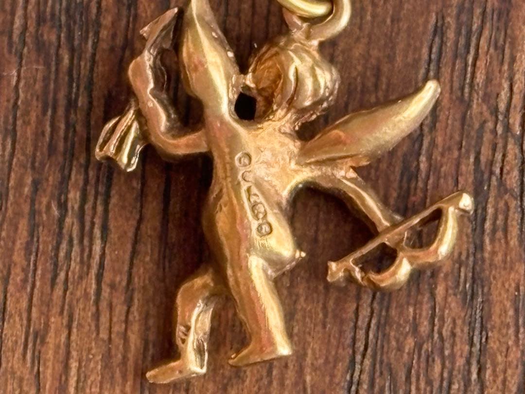 英国ヴィンテージ✳︎キューピッドペンダントトップ