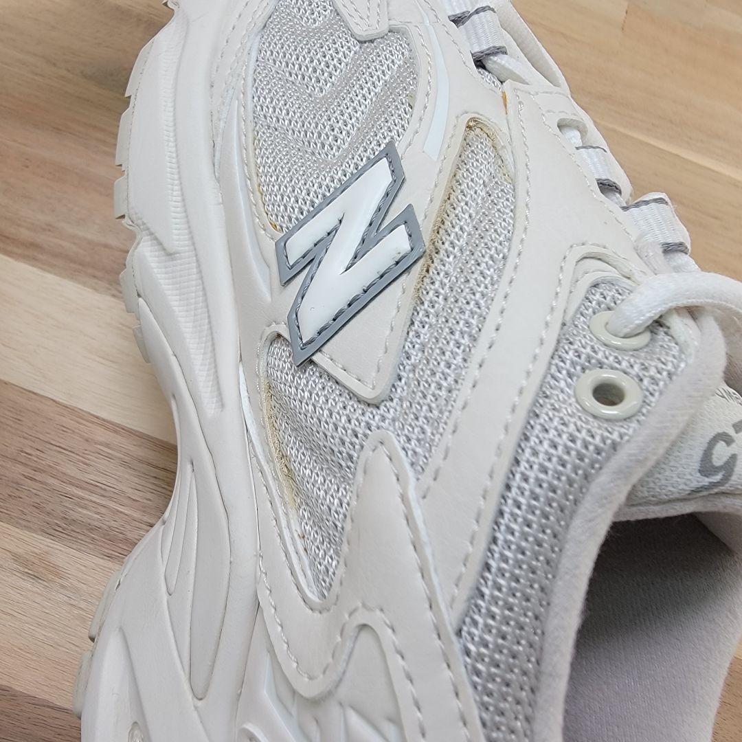 ニューバランス ML725AL 24センチ