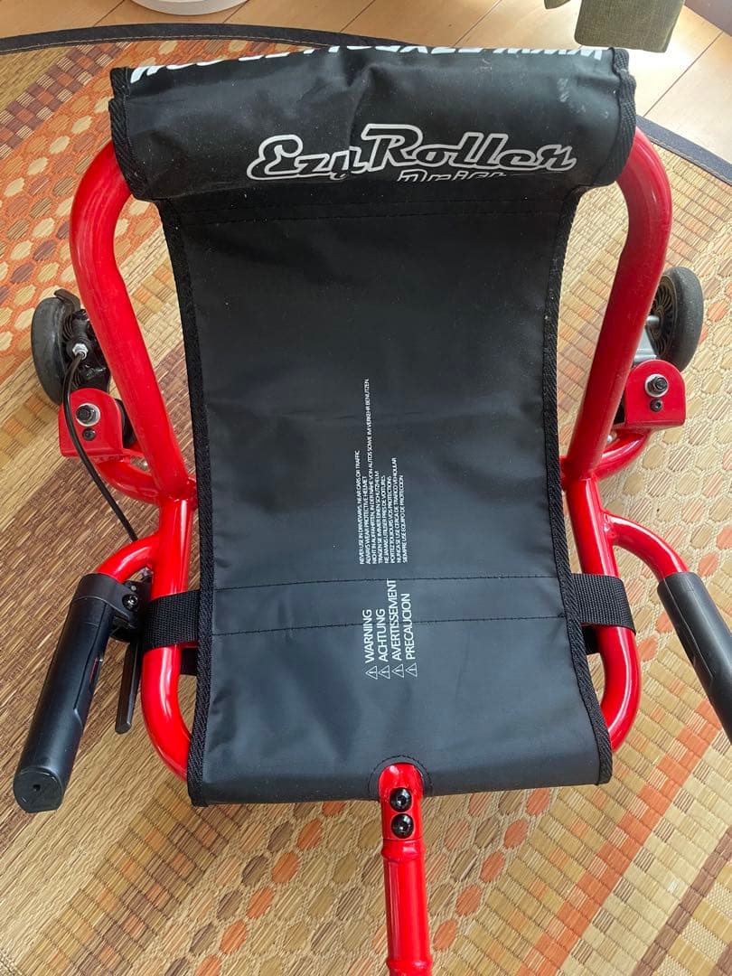 EzyRoller 赤 乗り物おもちゃ