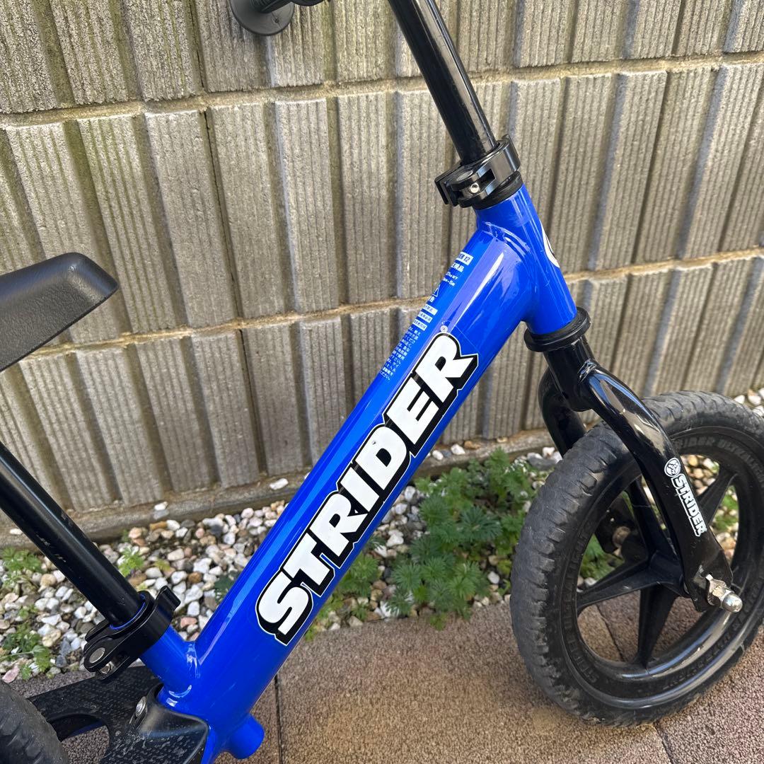 正規品　箱付　STRIDER ストライダースポーツモデル　ブルー