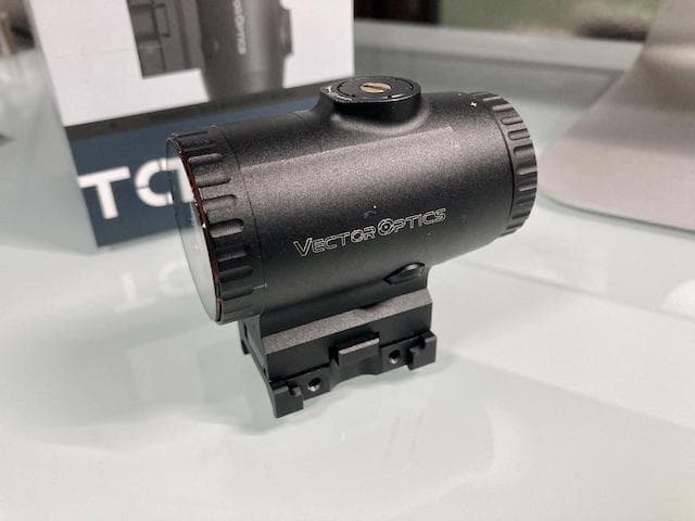 ベクターオプティクス パラゴン 3×18マグニファイア