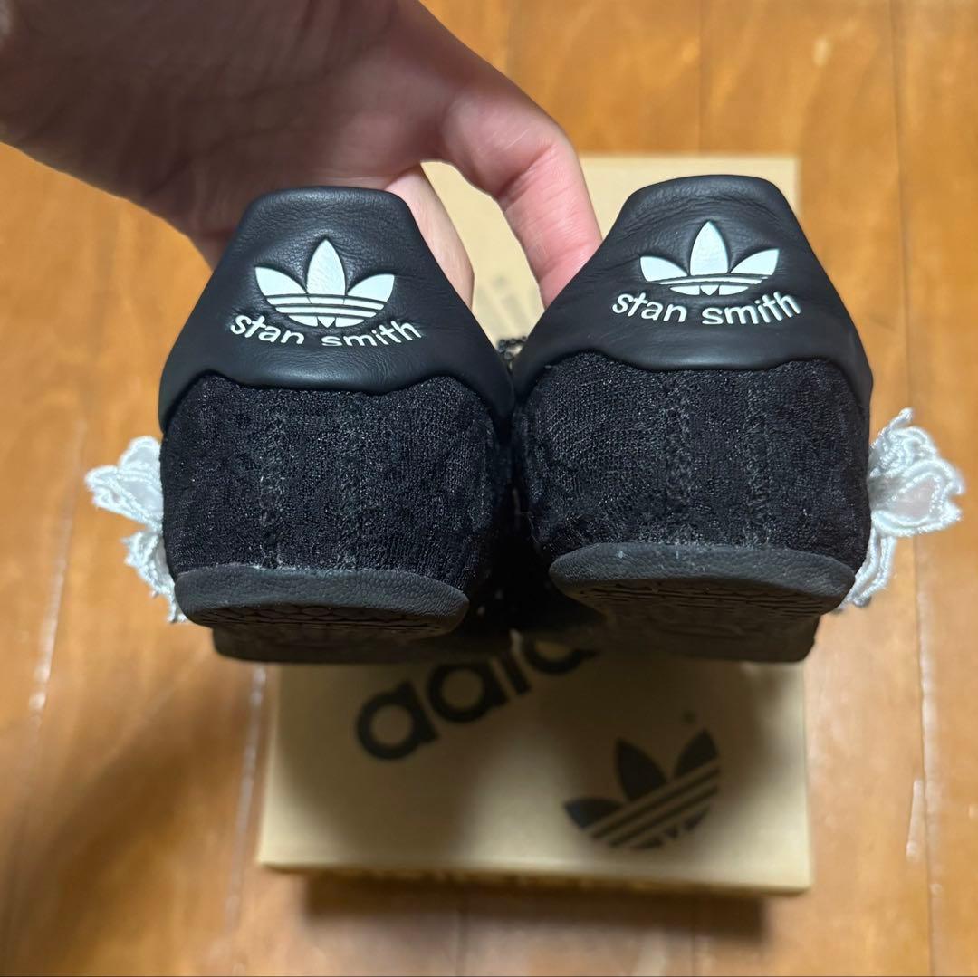 adidas スタンスミス atmos 花刺繍 バルーンリボン付き 黒
