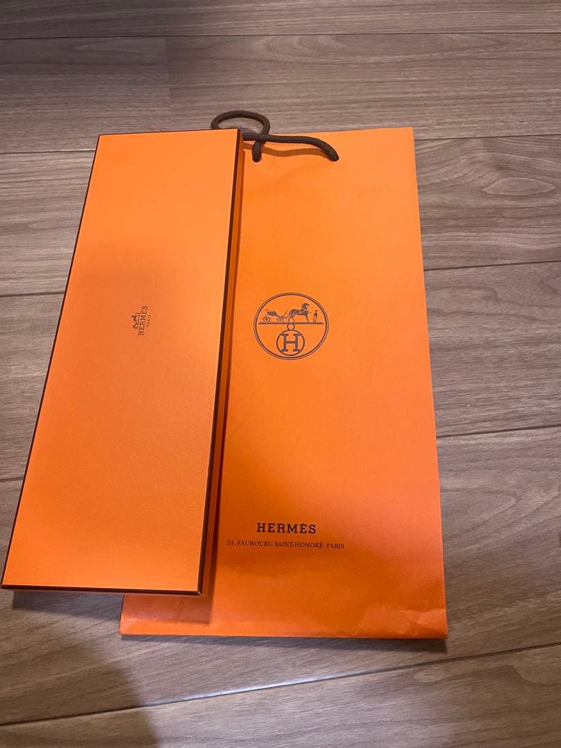 HERMES 新品同様ネクタイ グレー 箱付き