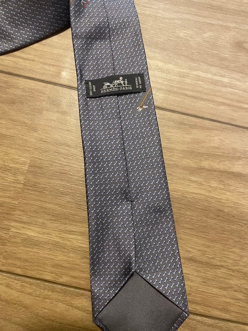HERMES 新品同様ネクタイ グレー 箱付き