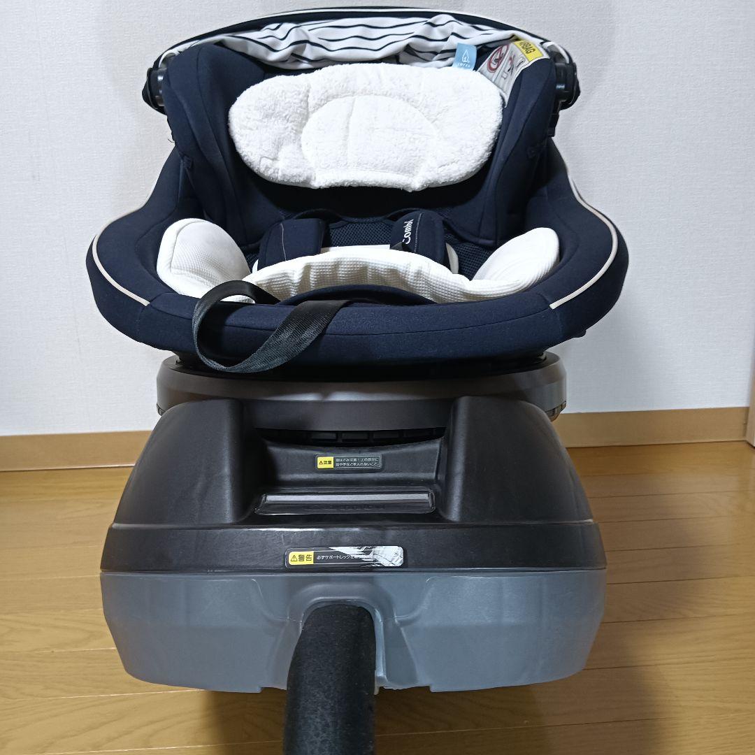 Combi チャイルドシート　クルムーブスマート　新生児対応