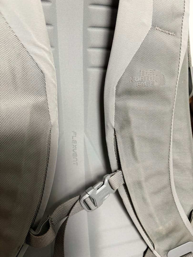 希少THE NORTH FACE ザ ノースフェイス アクセスパック22 グレー