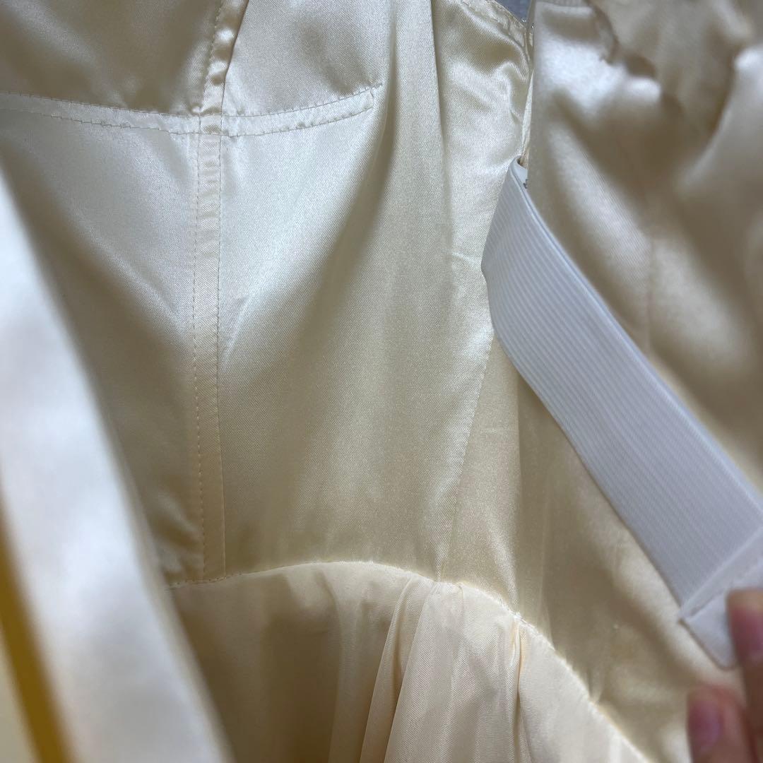 トレーンあり豪華レースウェディングドレスオフショルダーアボリー