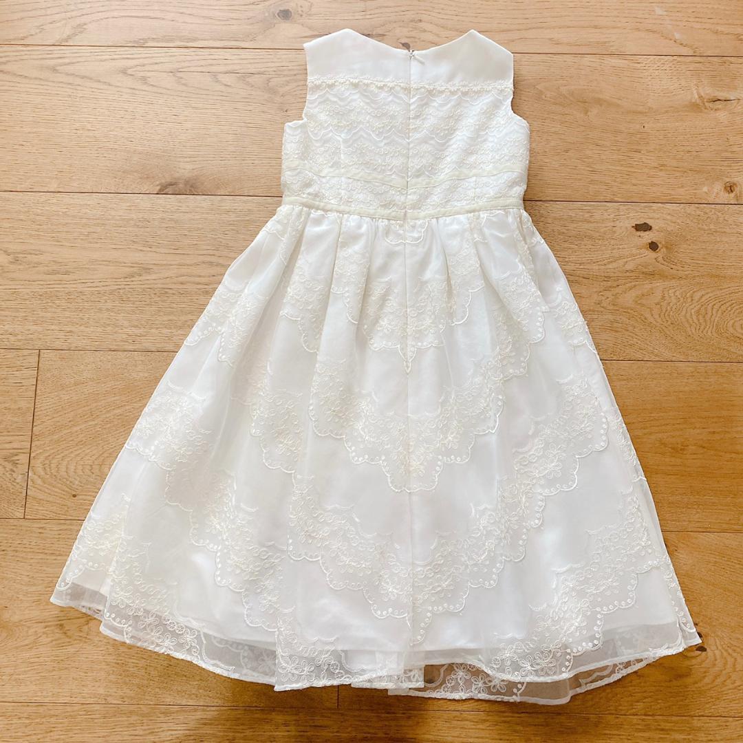 新品　トッカバンビーニ　ワンピース　ドレス　白　レース　刺繍　110㎝　4379