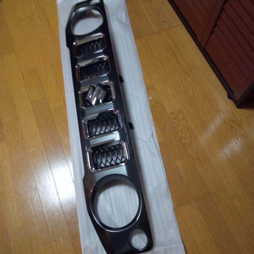 SUZUKI(スズキ)JC74W ジムニーノマド 新車外し グリル