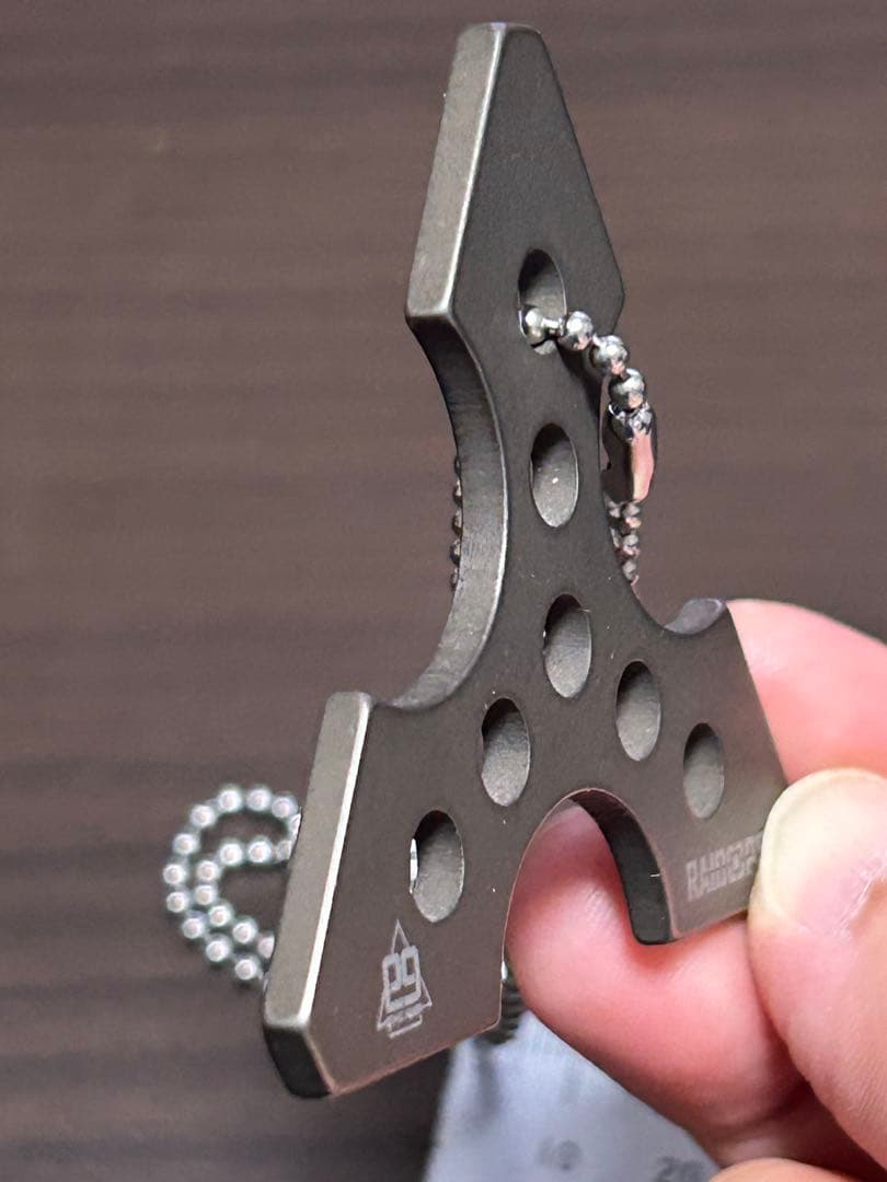 エコナイナー チタンアクセサリー POCKET DELTA 護身 クボタン