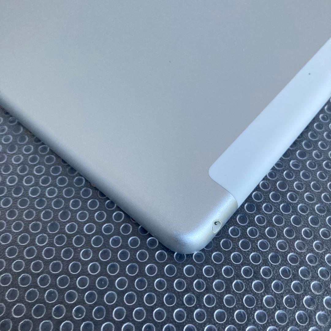 3781【早い者勝ち】iPad8 第8世代 32GB SIMフリー☆