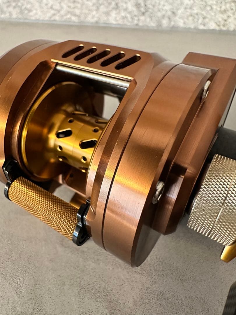 メガバス LIN10C RH Zircona Meteor