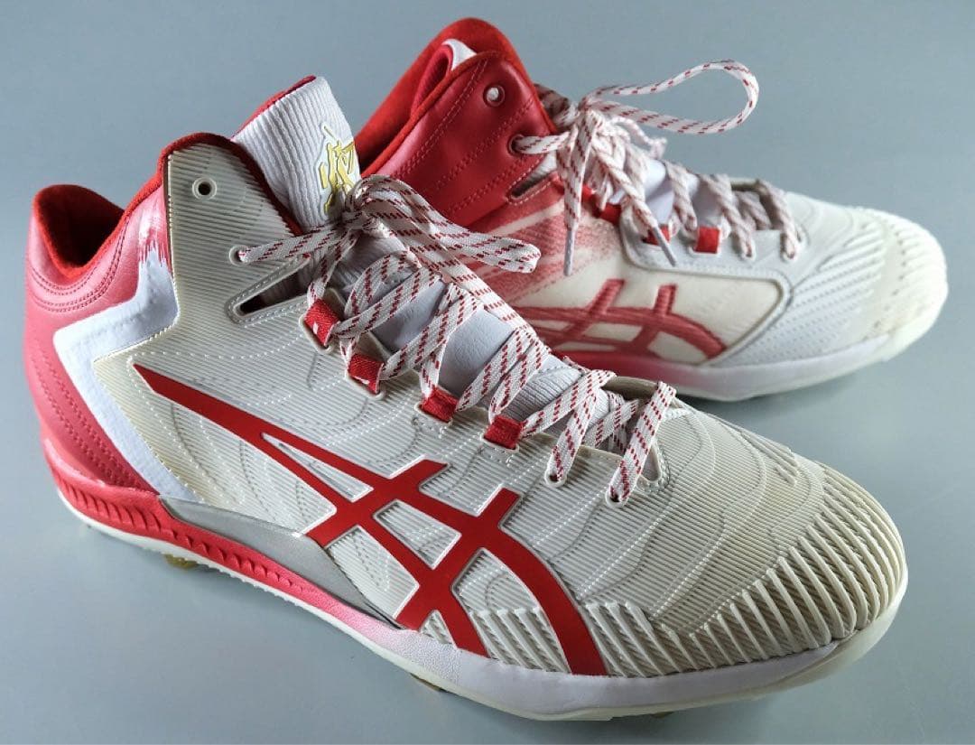 大谷翔平 20年 本人実使用 支給スパイク（シューズ）+化粧袋/直筆サインなし